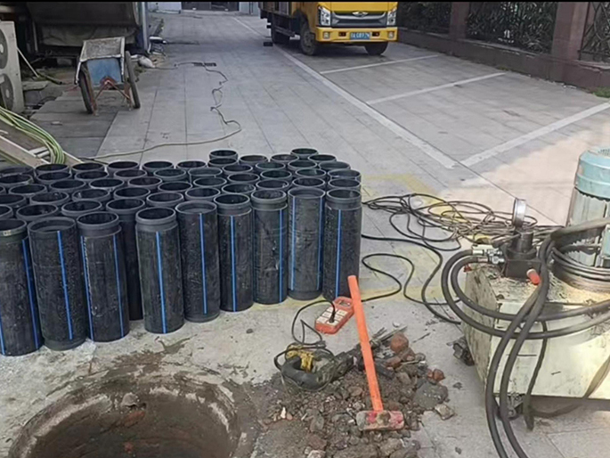 旺苍PE置换管厂家 DN315置换管 非开挖管短管置换